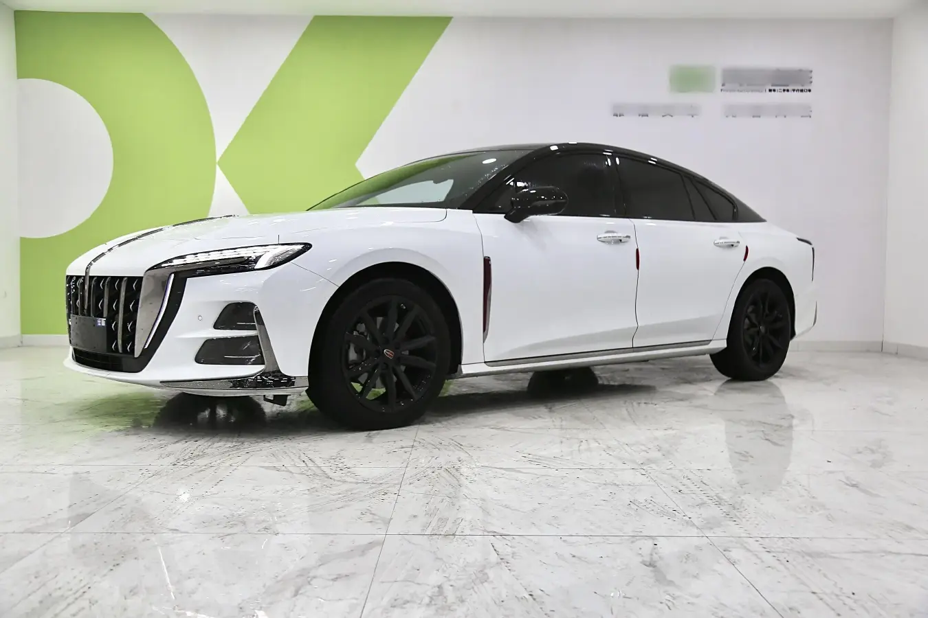 2023 HongQi H6 2.0T 252HP L4 8AT