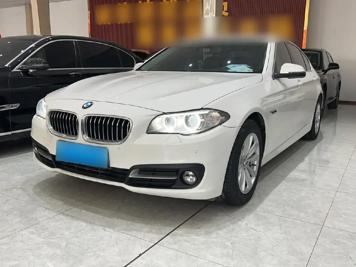 2014 BMW 5 Series 2.0T 184HP L4 8AT