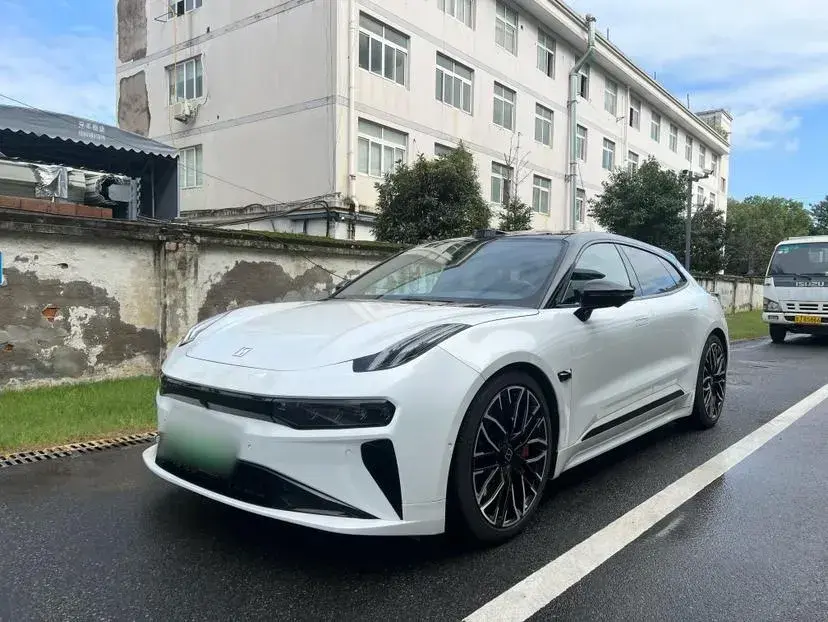 2024 Zeekr 001 BEV 100KWH