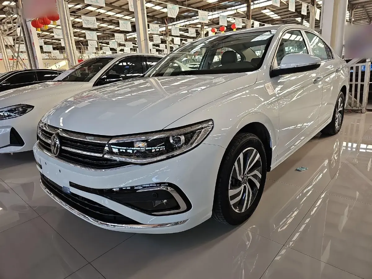 2024 Volkswagen Bora 1.4T 150HP L4 7DCT