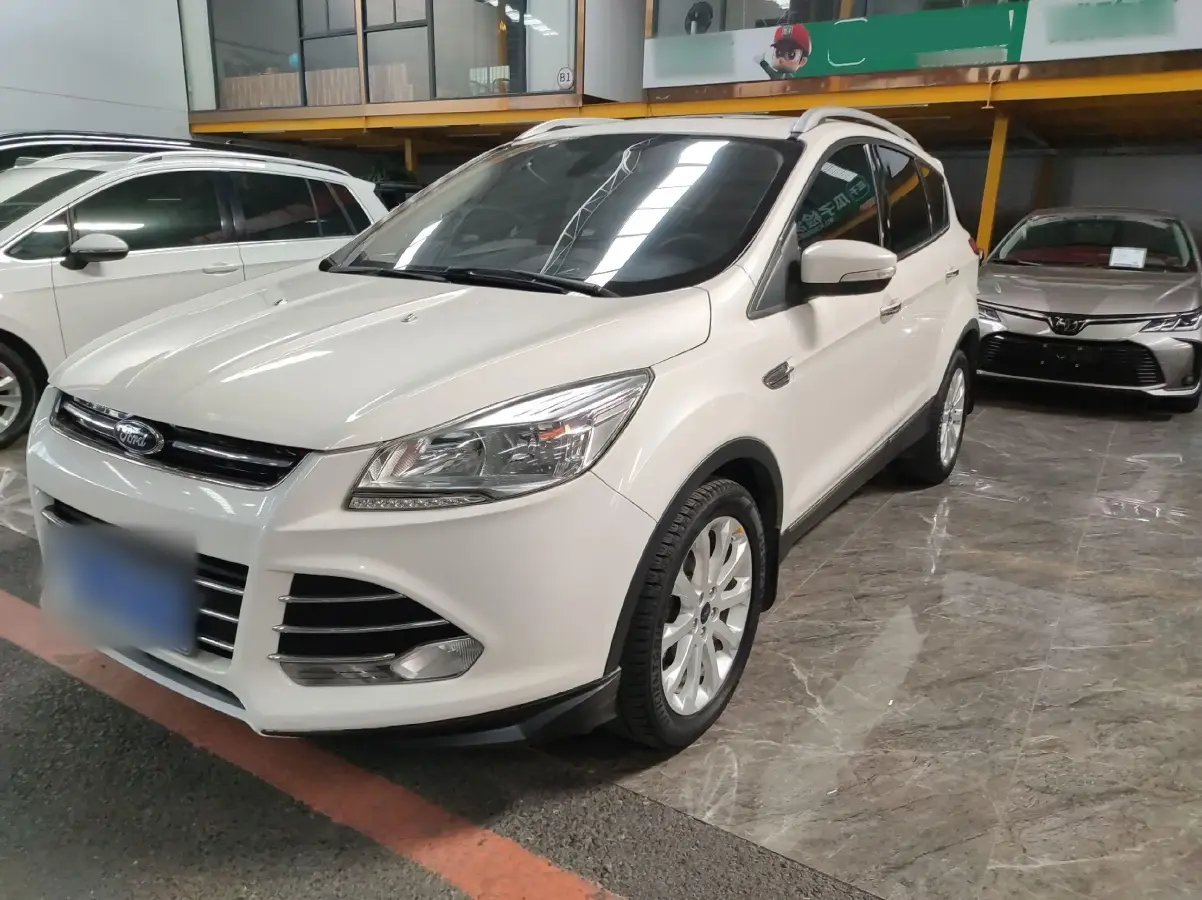 2015 Ford Kuga 1.5T 181HP L4 6AT