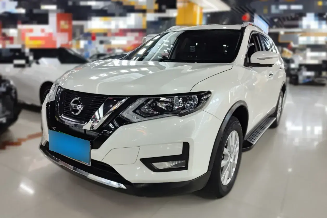 2021 Nissan X-Trail 2.0L 151HP L4 CVT