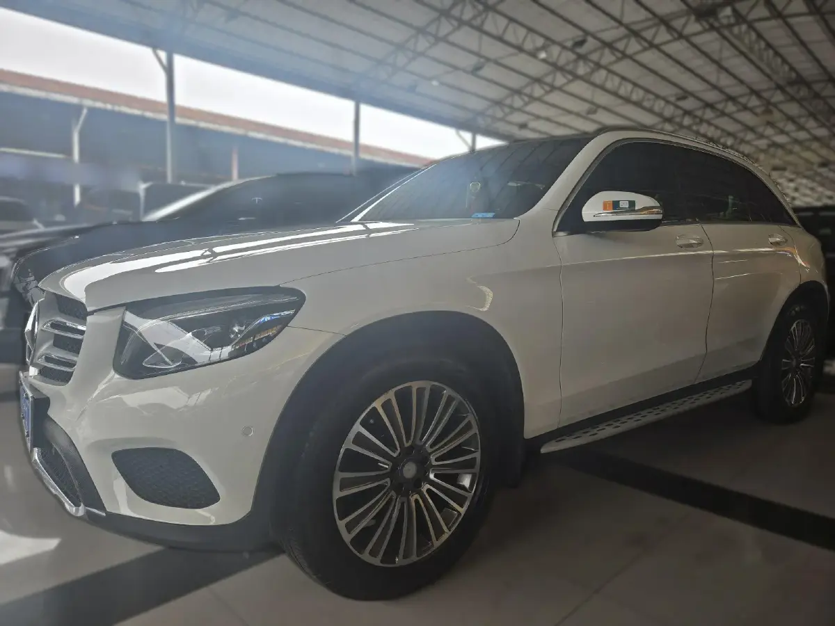 2016 Mercedes-Benz GLC Class 2.0T 211HP L4 9AT