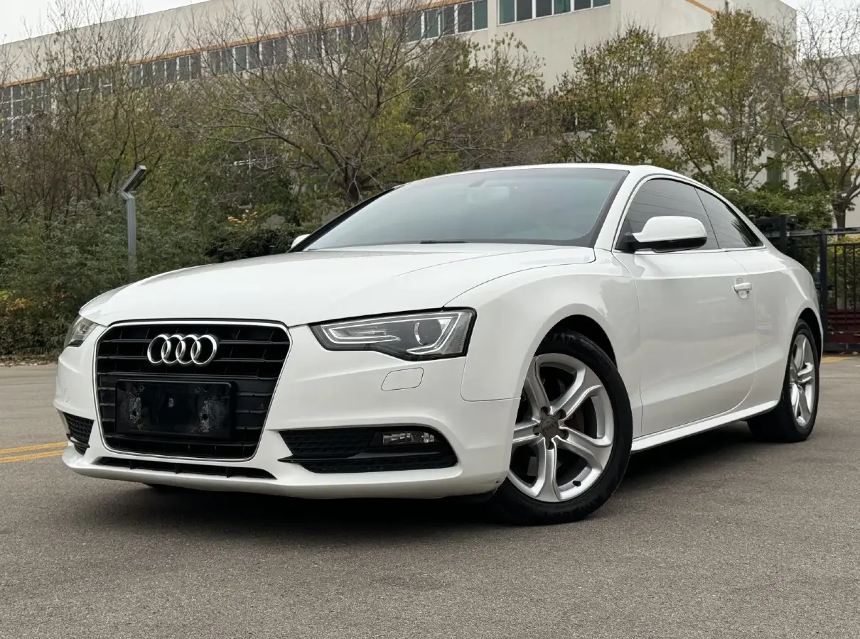 2013 Audi A5 2.0T 211HP L4 CVT