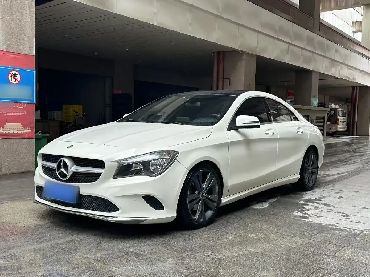 2017 Mercedes-Benz CLA Class 1.6T 156HP L4 7DCT