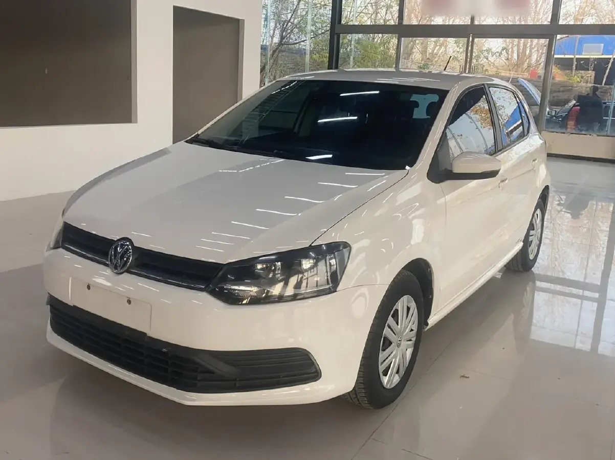 2016 Volkswagen Polo 1.4L 90HP L4 5MT