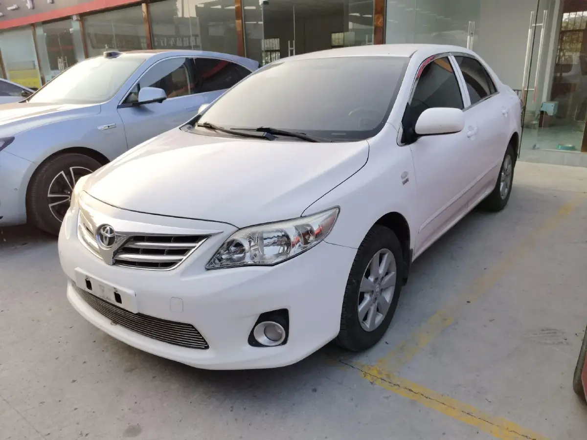 2011 Toyota Corolla 1.6L 122HP L4 4AT