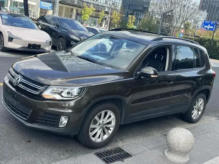 2016 Volkswagen Tiguan 1.4T 150HP L4 6DCT