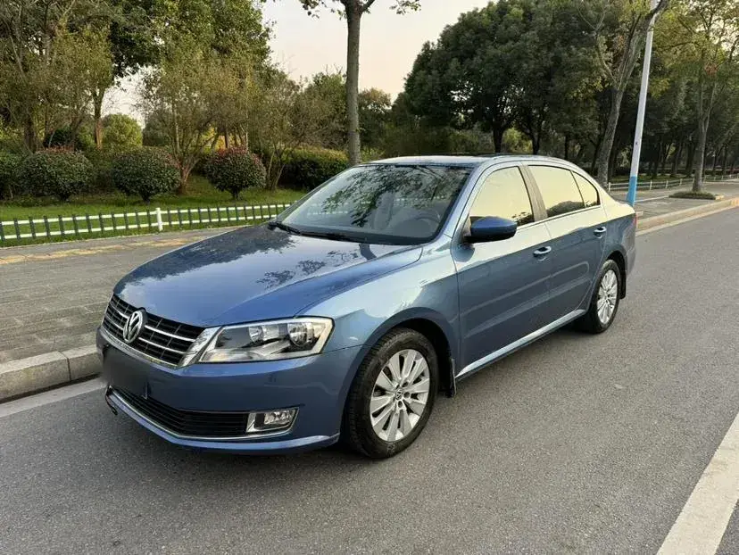 2013 Volkswagen Lavida 1.6L 110HP L4 5MT