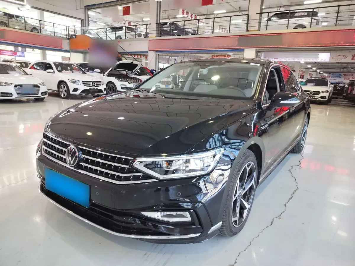 2023 Volkswagen Magotan 2.0T 186HP L4 7DCT