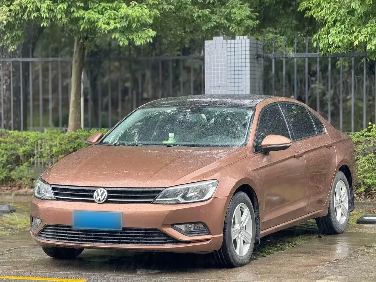 2017 Volkswagen Lamando 1.4T 131HP L4 7DCT