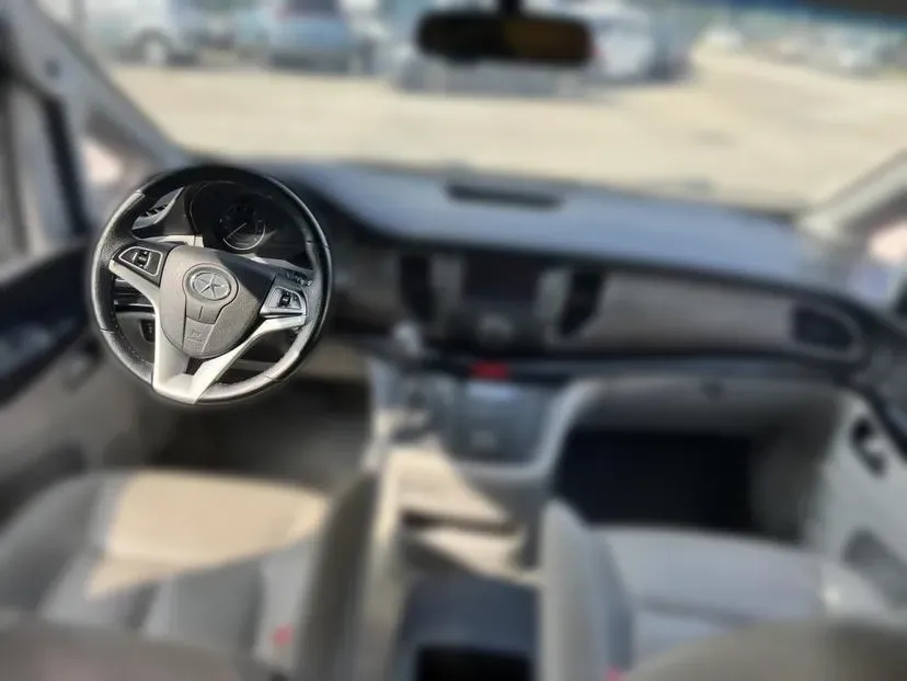 2014 JAC Refine M5 2.0T 177HP L4 5AT,autocango,china used car exporter,china ev exporter,chinese used car exporter,chinese used ev exporter