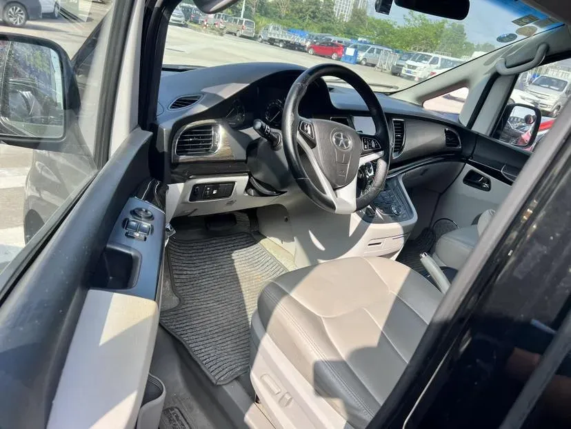 2014 JAC Refine M5 2.0T 177HP L4 5AT,autocango,china used car exporter,china ev exporter,chinese used car exporter,chinese used ev exporter