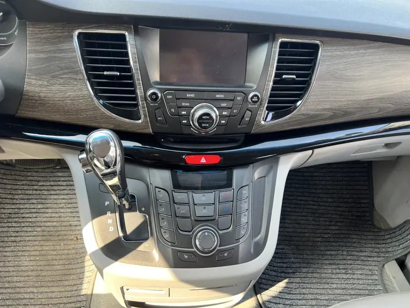 2014 JAC Refine M5 2.0T 177HP L4 5AT,autocango,china used car exporter,china ev exporter,chinese used car exporter,chinese used ev exporter