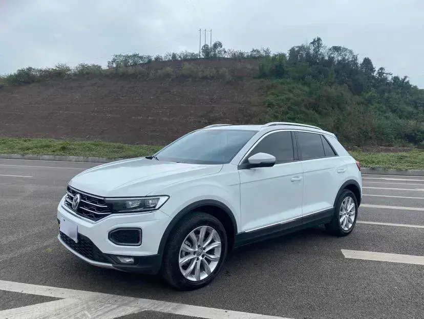 2018 Volkswagen T-Roc 1.4T 131HP L4 7DCT