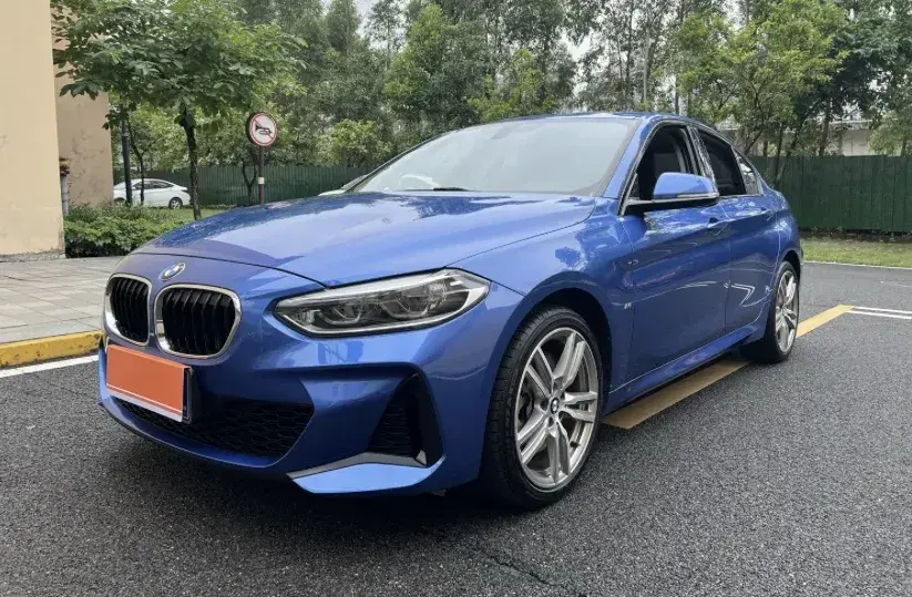 2019 BMW 1 Series 2.0T 192HP L4 8AT