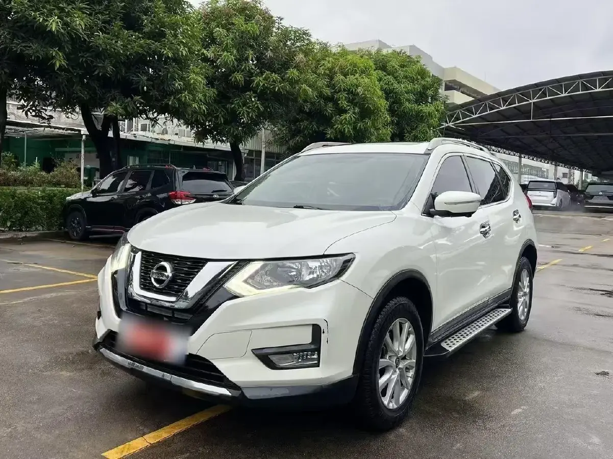 2014 Nissan X-Trail 2.0L 150HP L4 CVT