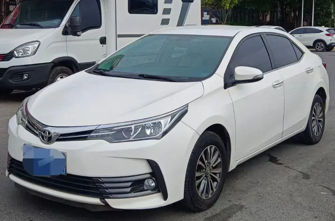 2017 Toyota Corolla 1.2T 116HP L4 CVT