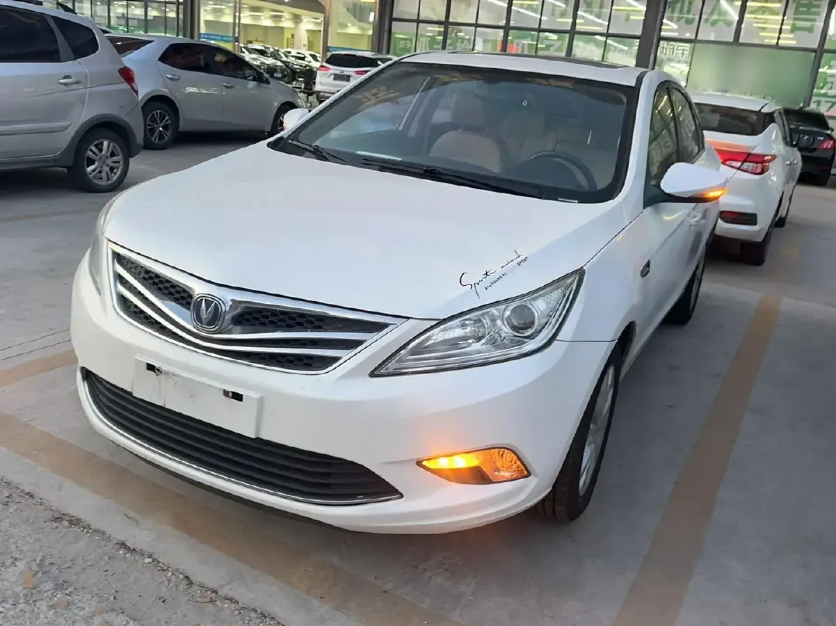 2014 ChangAn Eado 1.6L 125HP L4 5MT