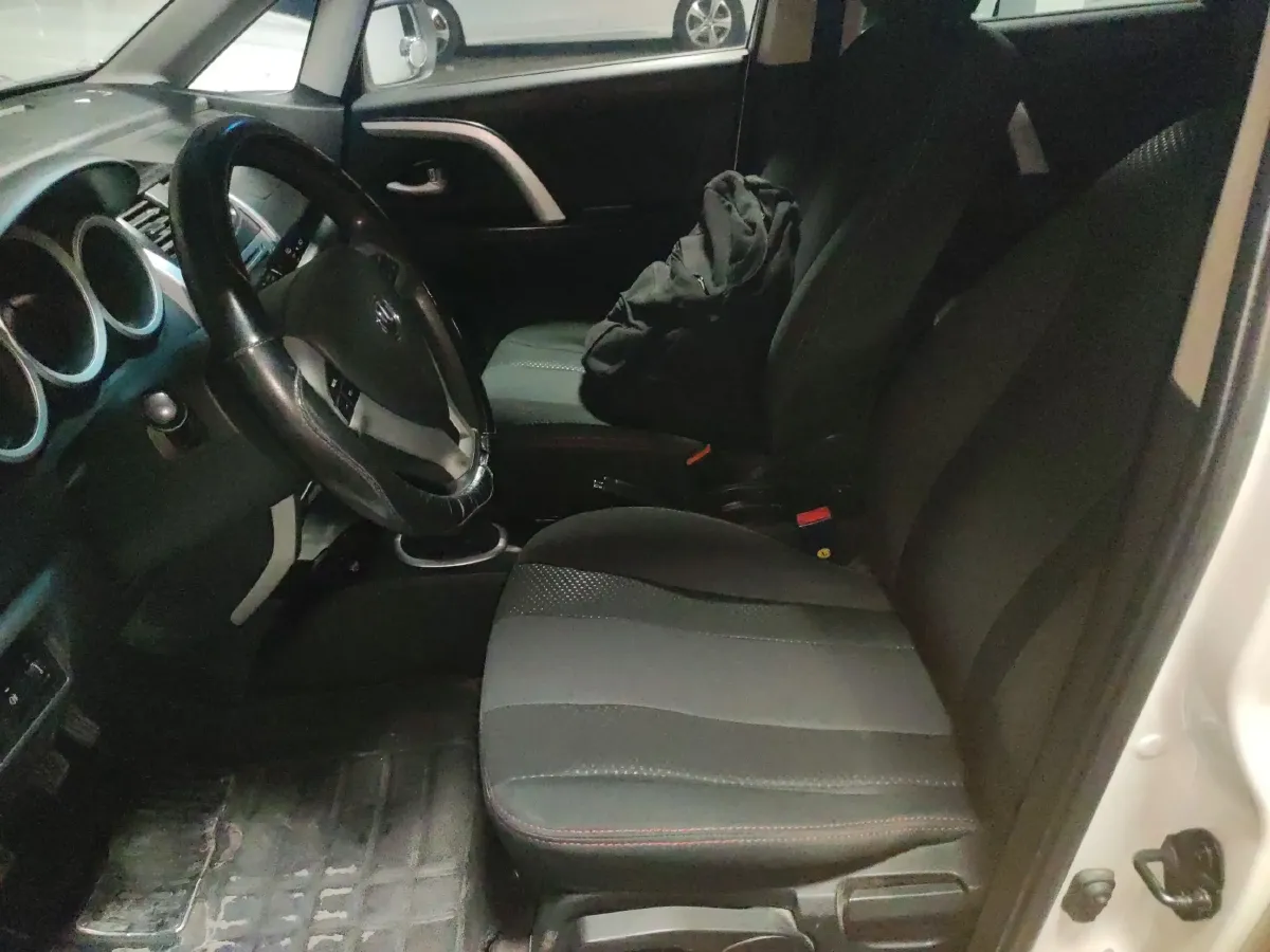 2014 ChangAn CX20 1.4L 101HP L4 5MT,autocango,china used car exporter,china ev exporter,chinese used car exporter,chinese used ev exporter