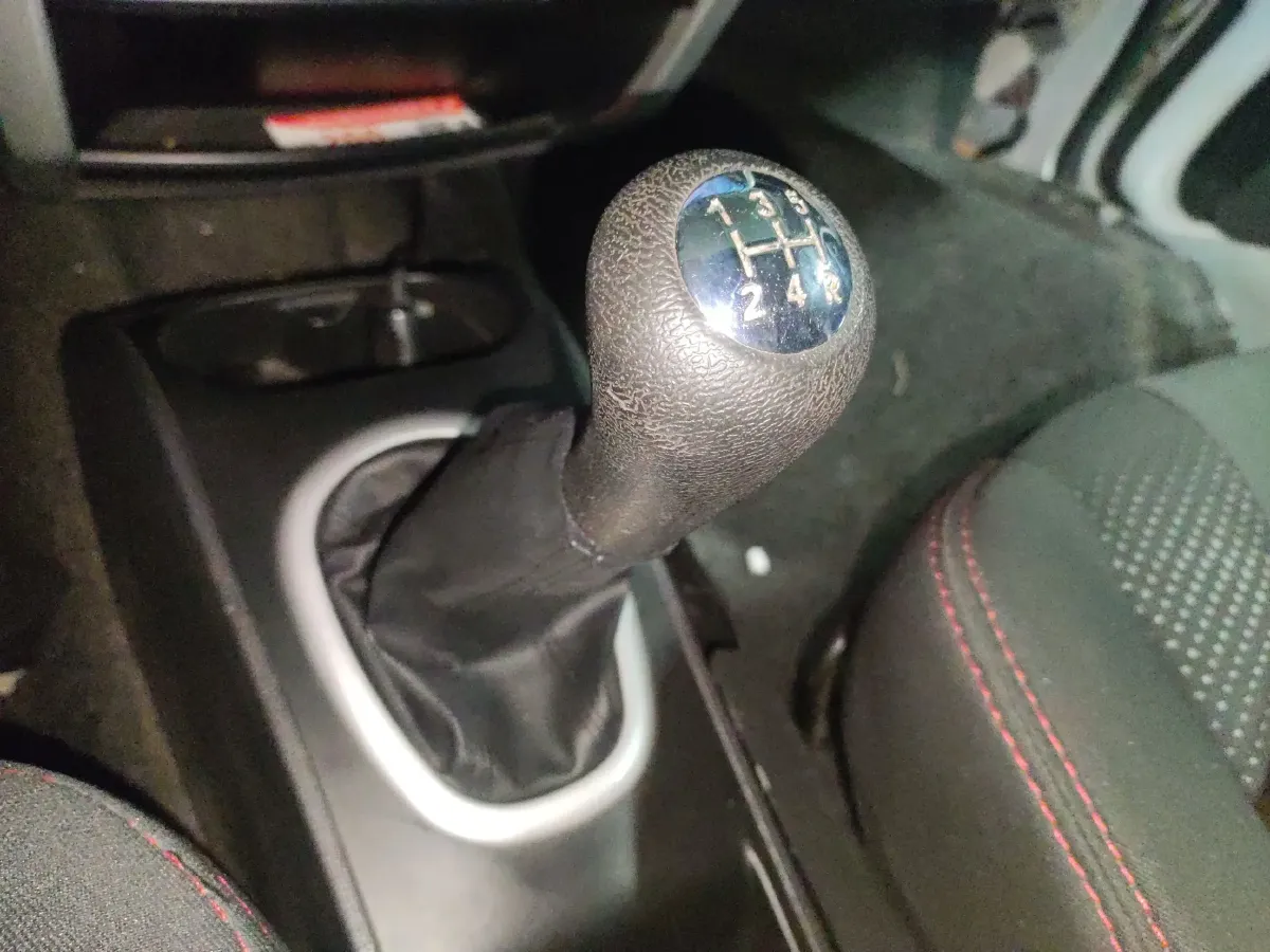 2014 ChangAn CX20 1.4L 101HP L4 5MT,autocango,china used car exporter,china ev exporter,chinese used car exporter,chinese used ev exporter