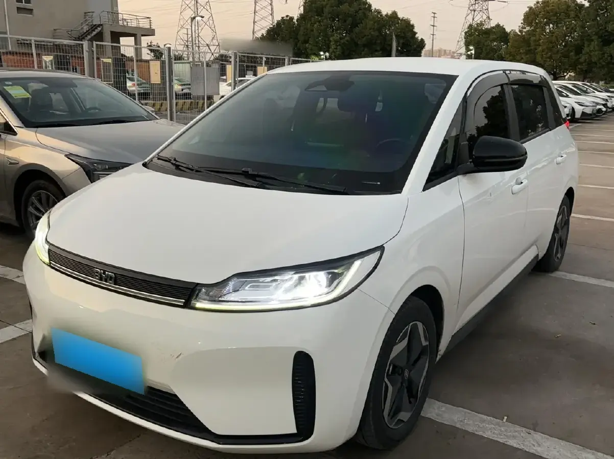 2021 BYD e2 BEV 43.2KWH