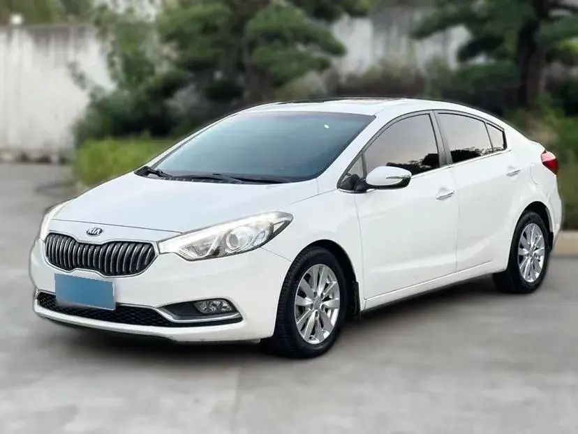2015 Kia K3 1.6L 128HP L4 6MT