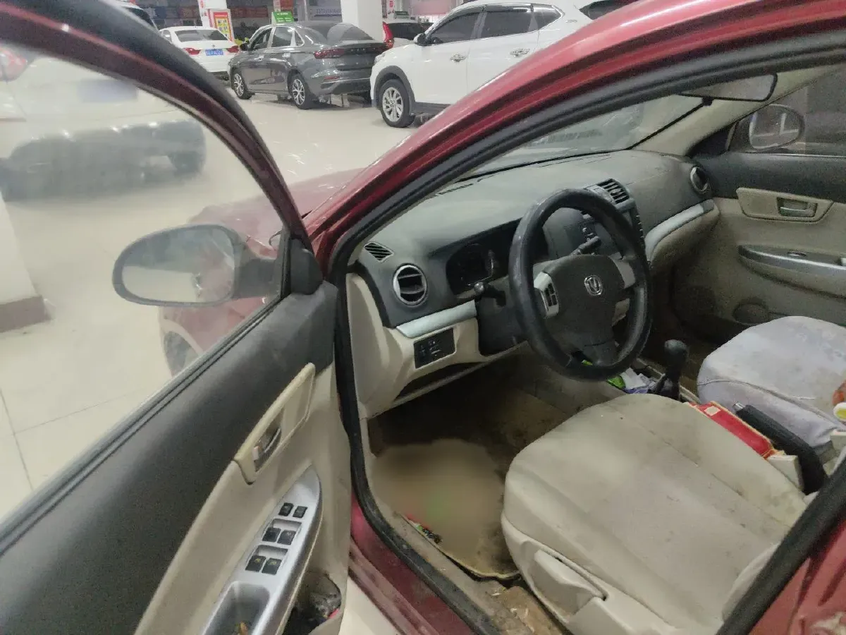 2012 ChangAn Alsvin V5 1.5L 114HP L4 5MT,autocango,china used car exporter,china ev exporter,chinese used car exporter,chinese used ev exporter