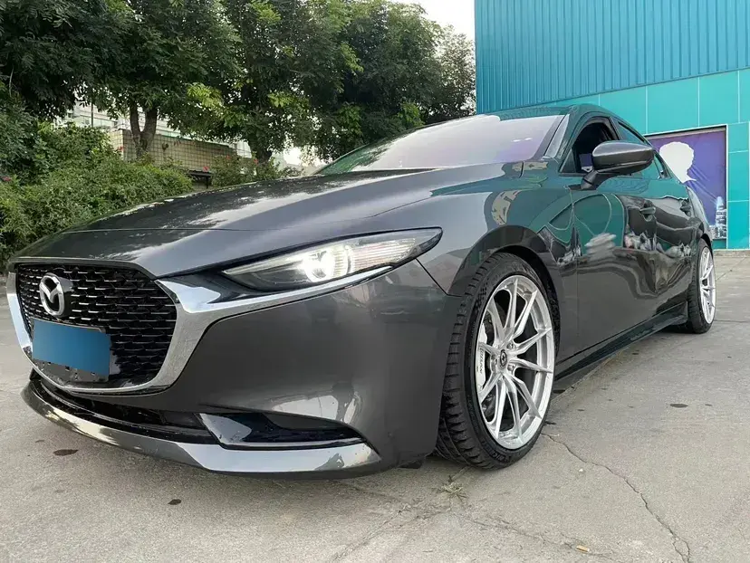 2022 Mazda 3 Axela 2.0L 158HP L4 6AT