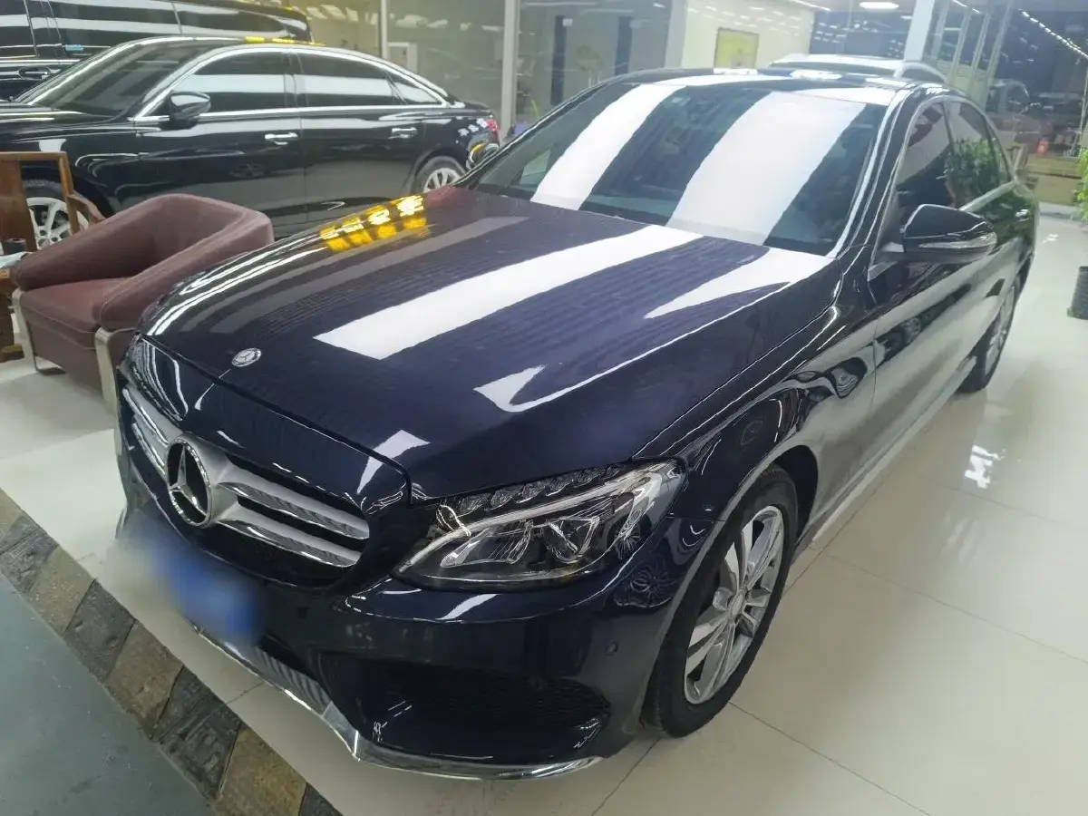 2017 Mercedes-Benz C Class 2.0T 184HP L4 7AT