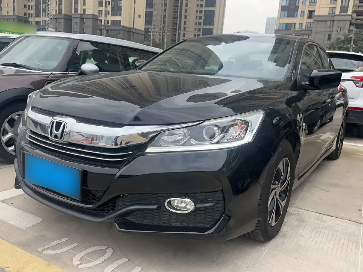 2016 Honda Accord 2.0L 155HP L4 CVT