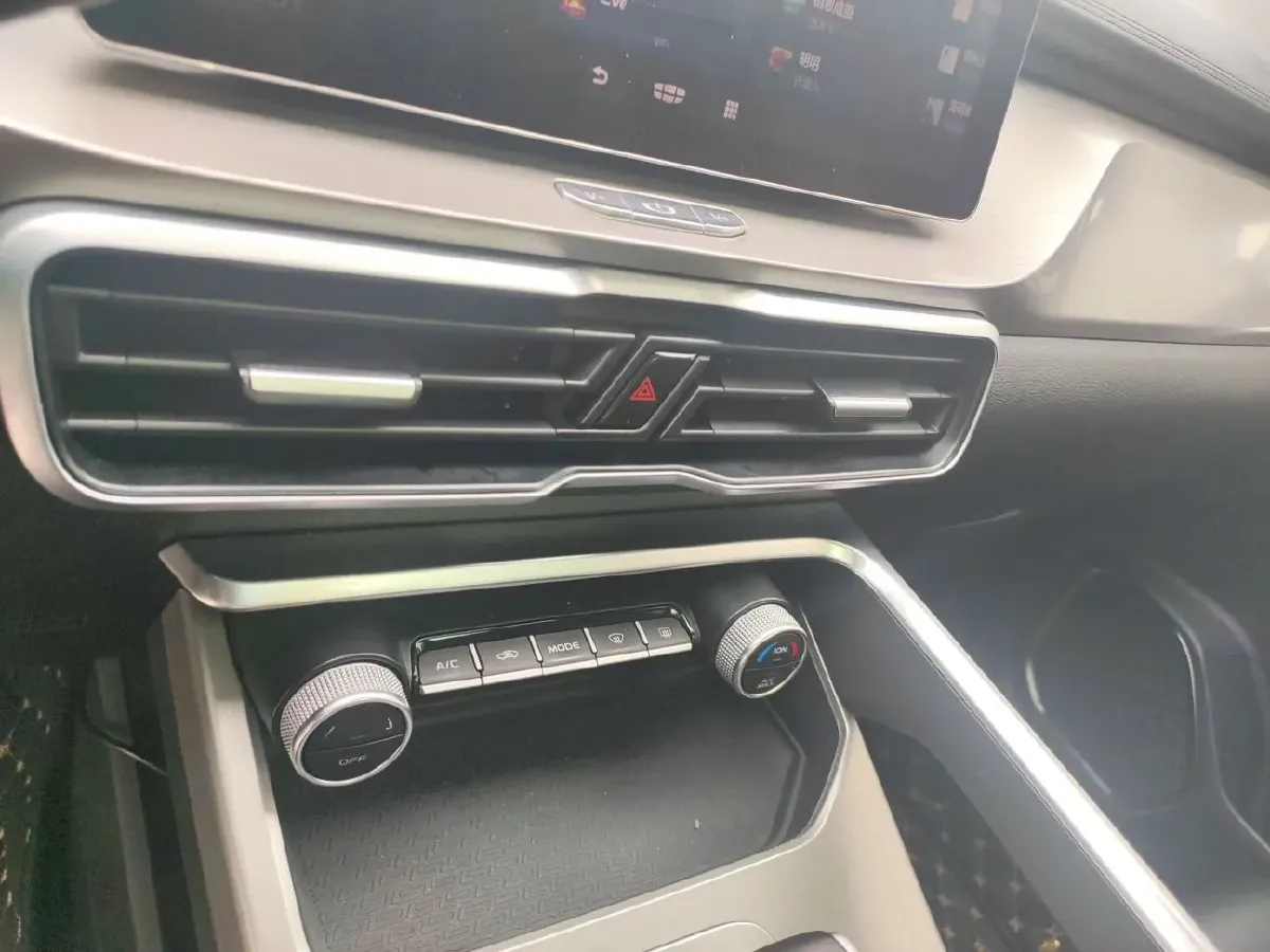 2019 Geely Coolray 1.5T 177HP L3 7DCT,autocango,china used car exporter,china ev exporter,chinese used car exporter,chinese used ev exporter