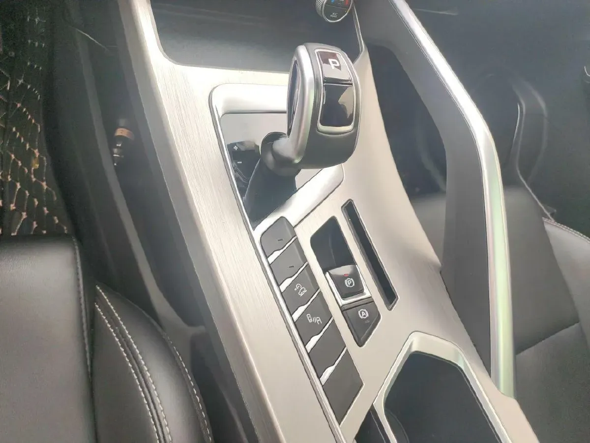 2019 Geely Coolray 1.5T 177HP L3 7DCT,autocango,china used car exporter,china ev exporter,chinese used car exporter,chinese used ev exporter