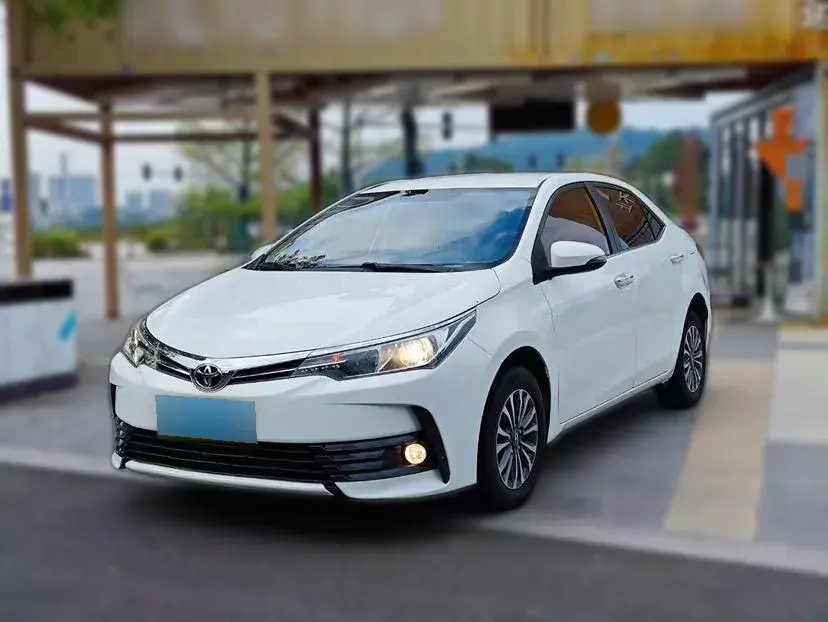 2017 Toyota Corolla 1.2T 116HP L4 CVT