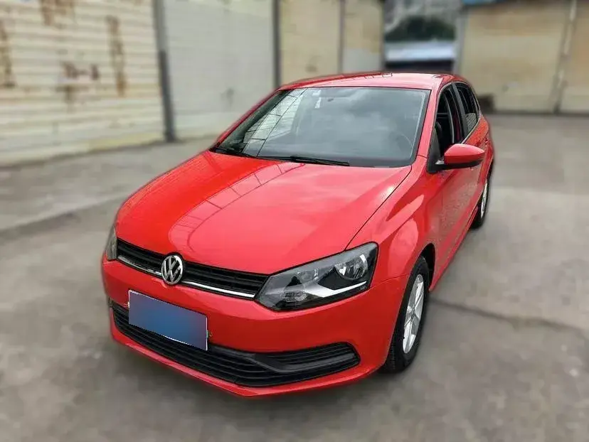 2018 Volkswagen Polo 1.5L 110HP L4 5MT