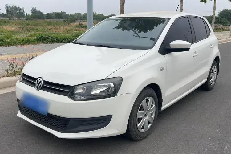 2011 Volkswagen Polo 1.4L 86HP L4 5MT