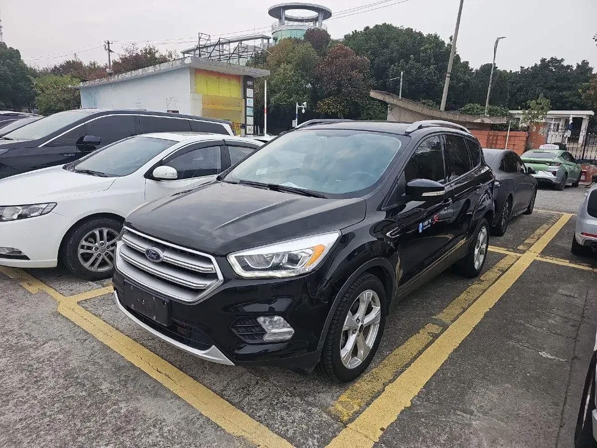 2017 Ford Kuga 1.5T 181HP L4 6AT