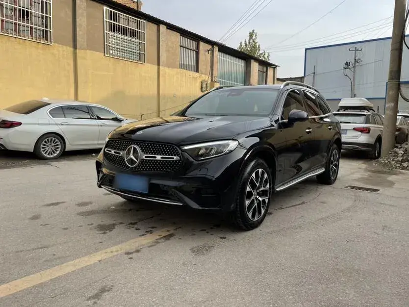 2023 Mercedes-Benz GLC Class 2.0T 204HP L4 9AT