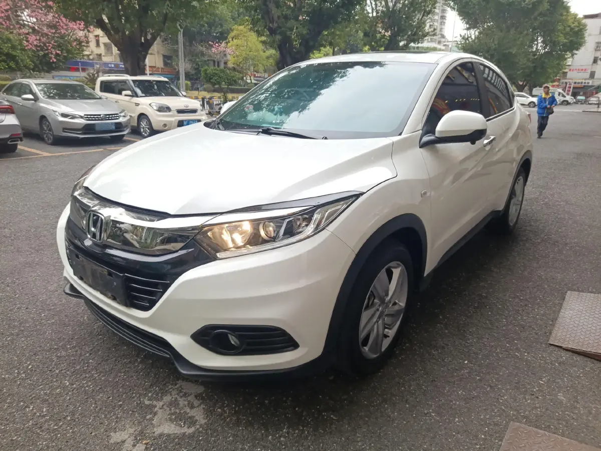 2022 Honda Vezel 1.5L 131HP L4 CVT