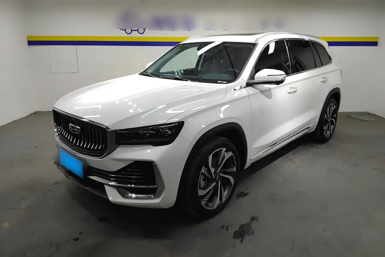 2023 Geely Monjaro 2.0T 238HP L4 8AT