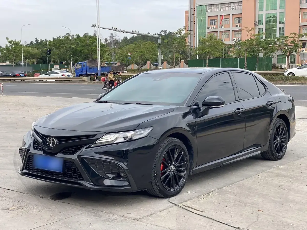 2019 Toyota Camry 2.0L 178HP L4 CVT