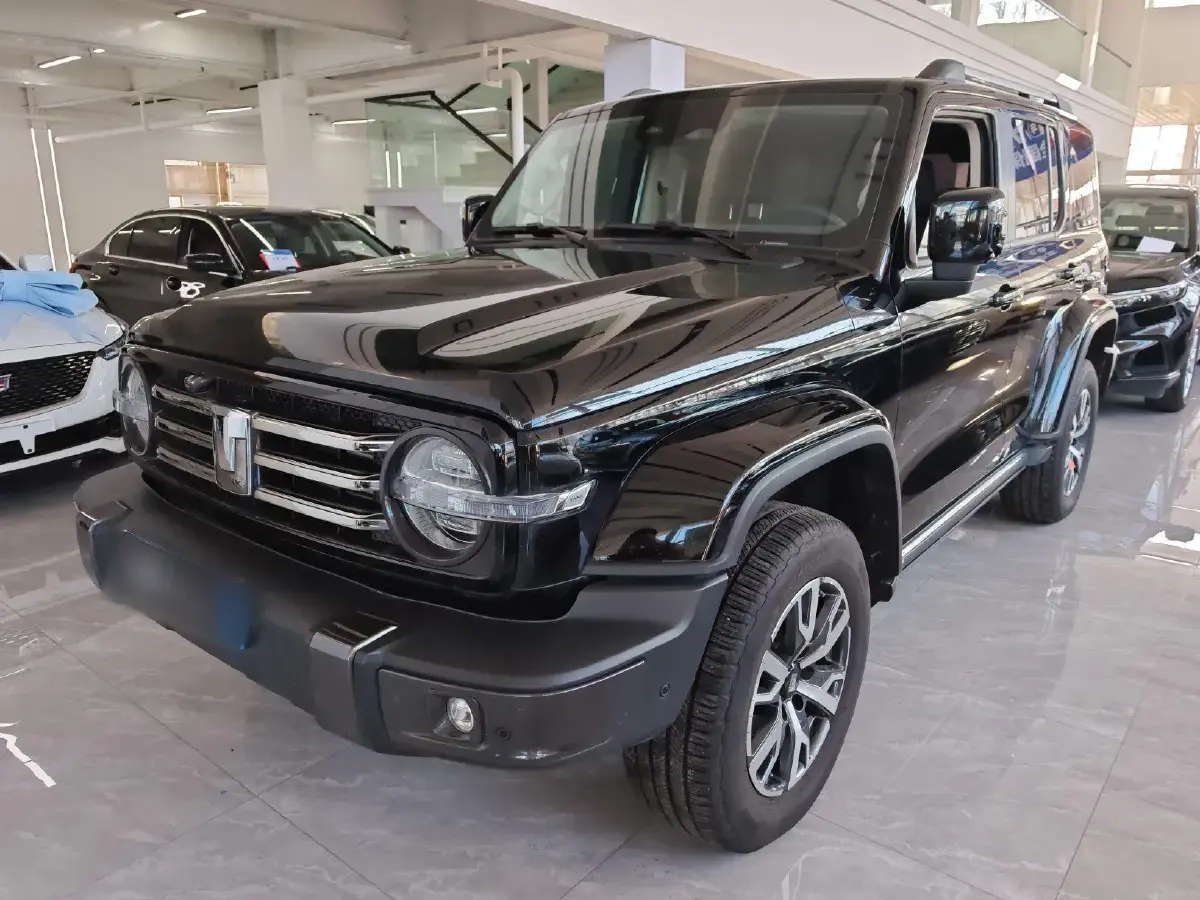 2023 Tank 300 2.0T 227HP L4 8AT