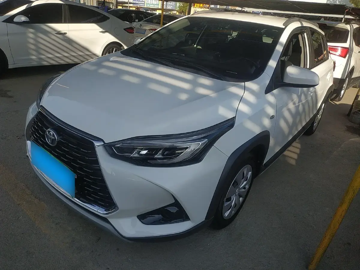 2022 Toyota Yaris L 1.5L 112HP L4 CVT