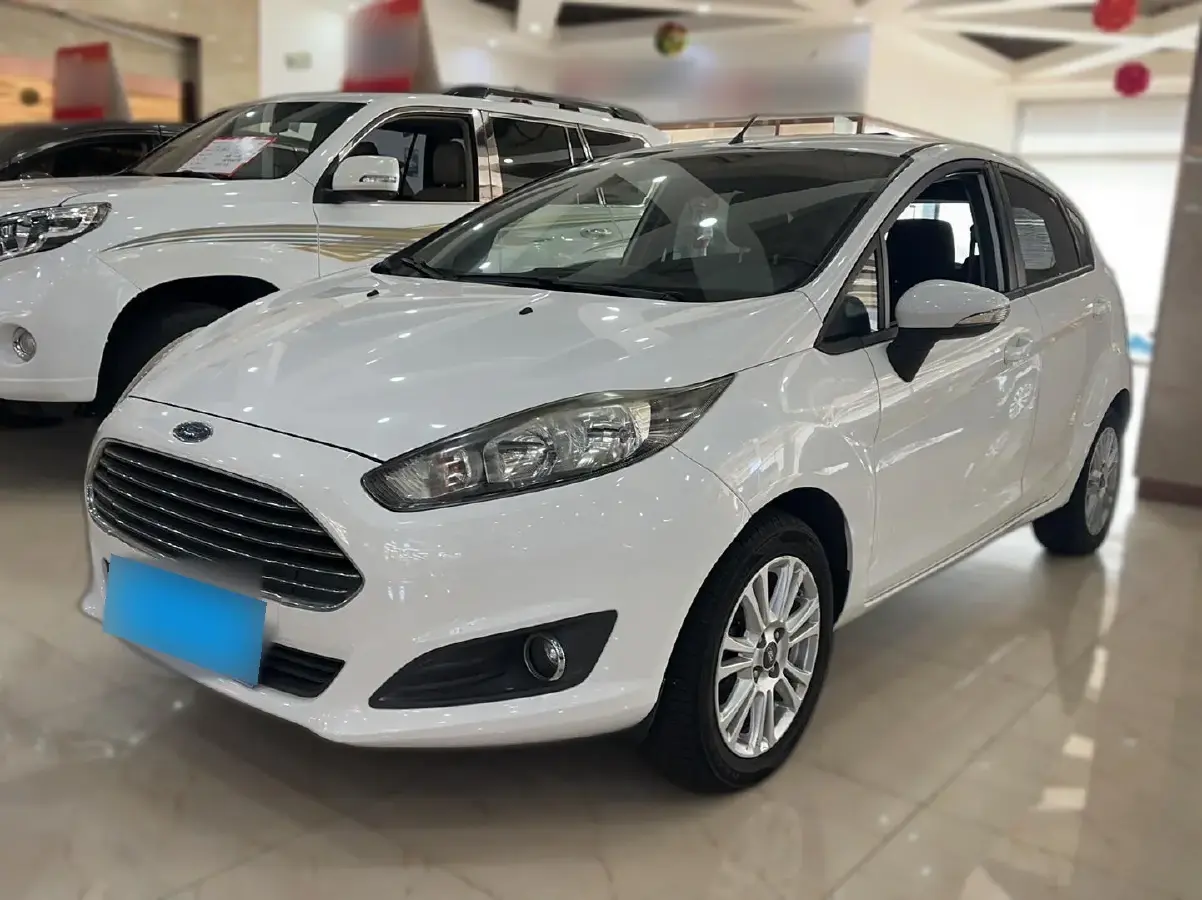 2013 Ford Fiesta 1.5L 110HP L4 6DCT