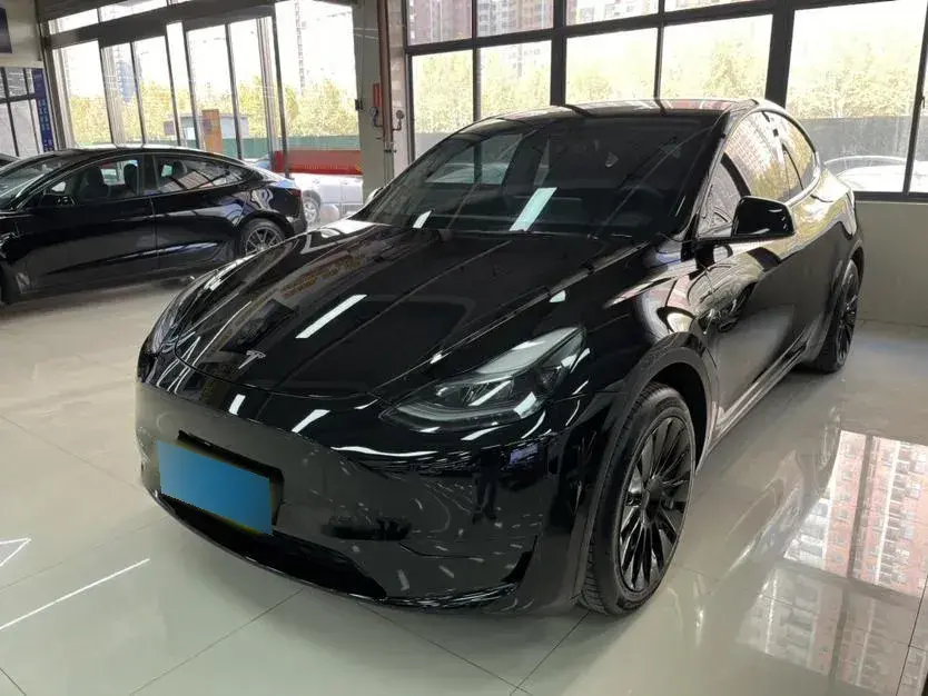 2022 Tesla Model Y BEV 60KWH