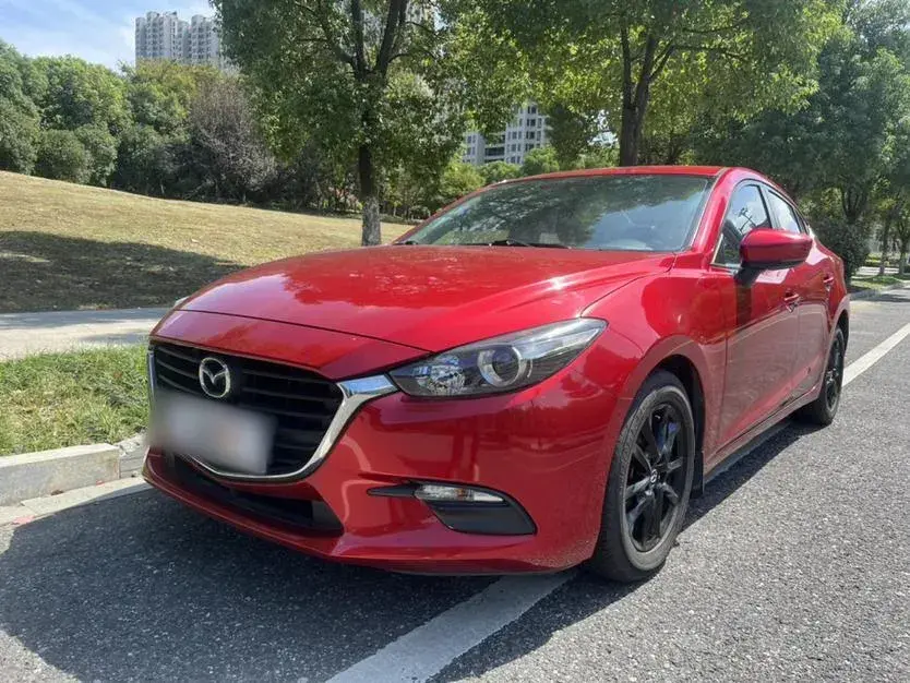 2017 Mazda 3 Axela 1.5L 117HP L4 6AT