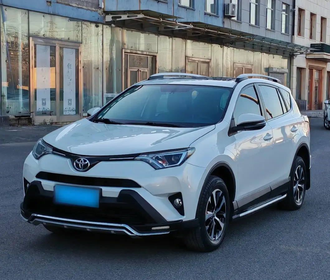 2019 Toyota RAV4 2.0L 151HP L4 CVT