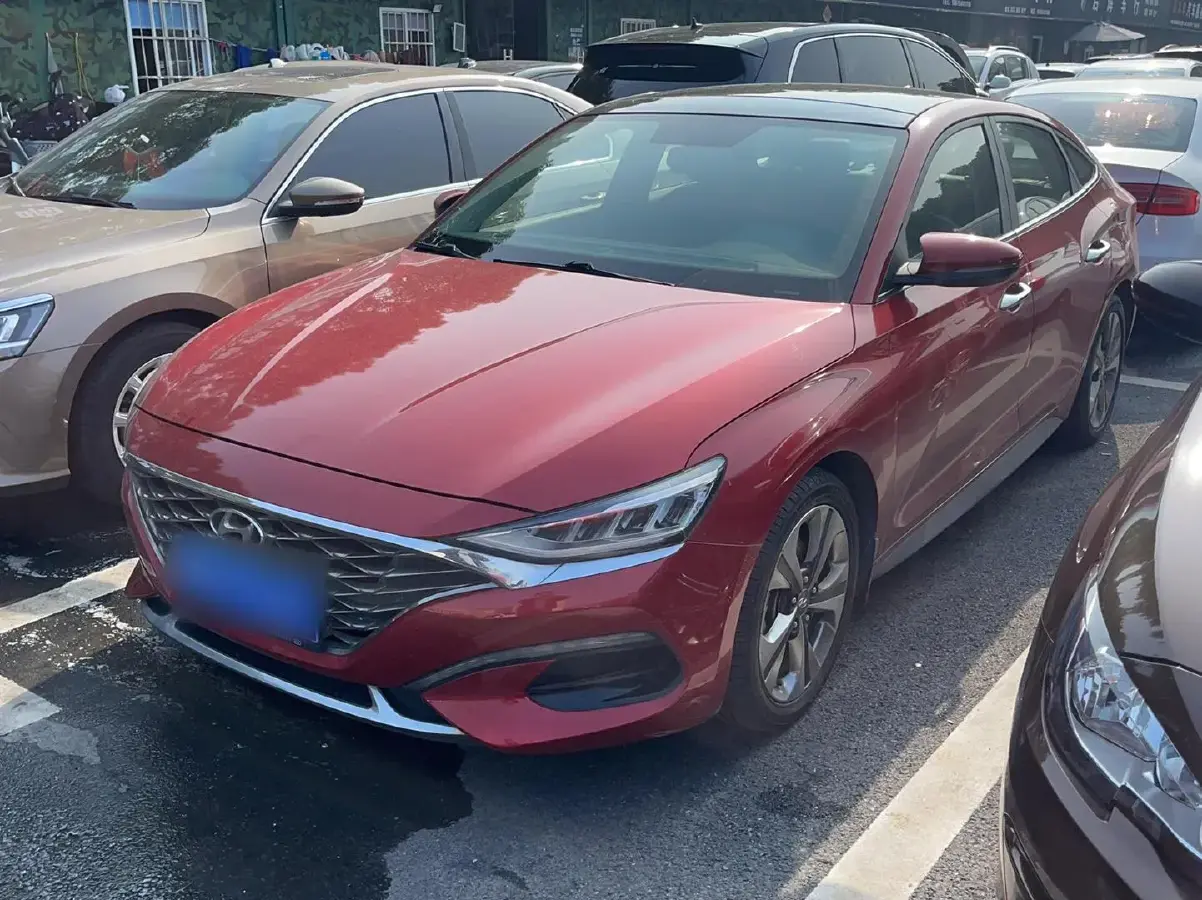 2019 Hyundai La Festa 1.6T 204HP L4 7DCT