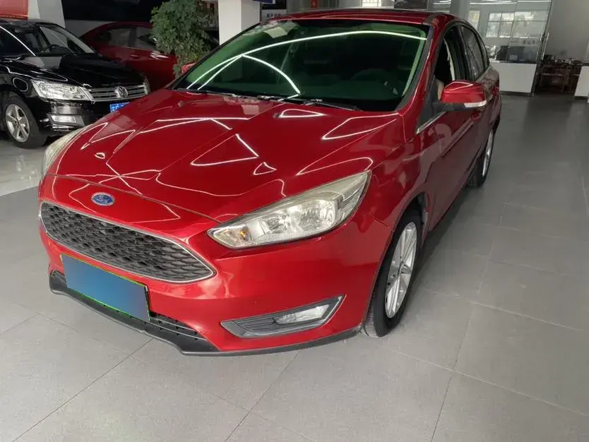 2015 Ford Focus 1.5T 181HP L4 6AT