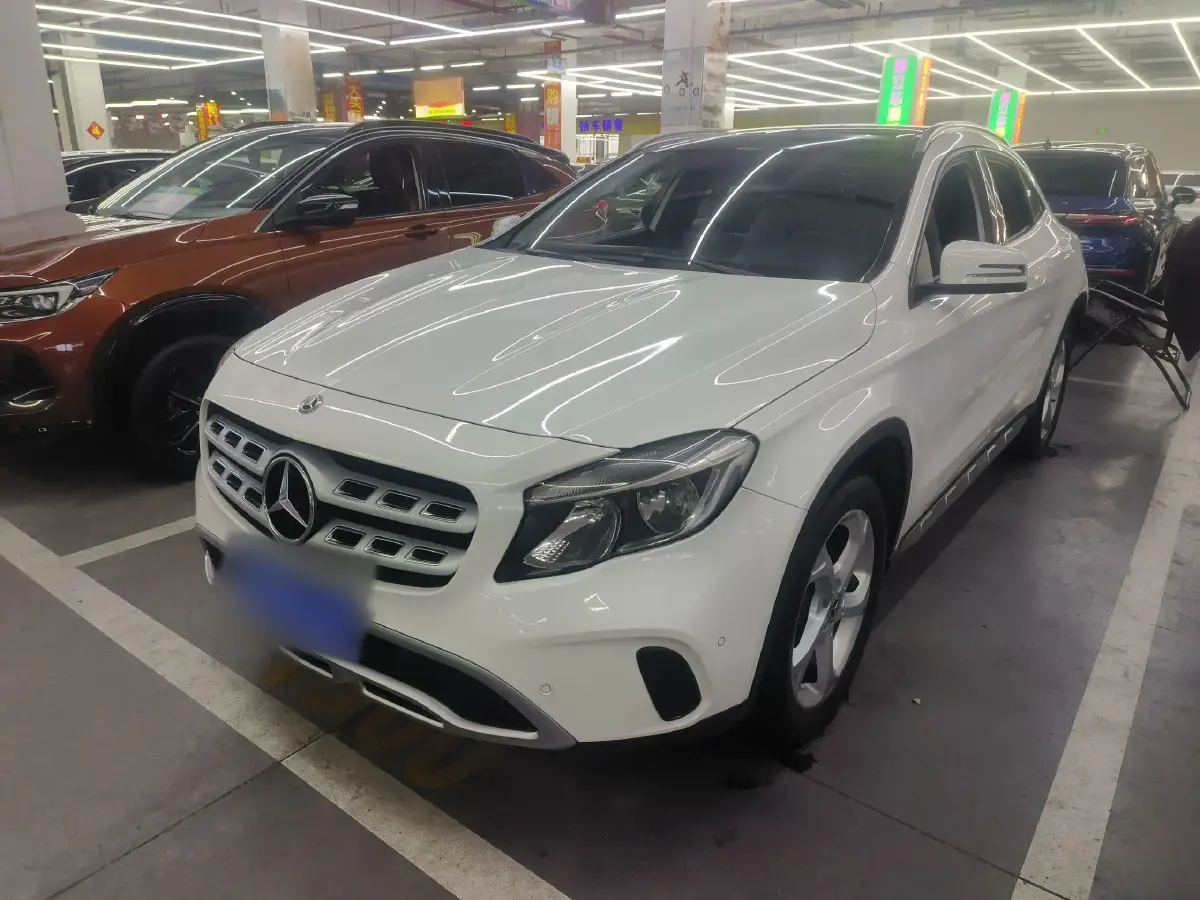2018 Mercedes-Benz GLA Class 1.6T 156HP L4 7DCT